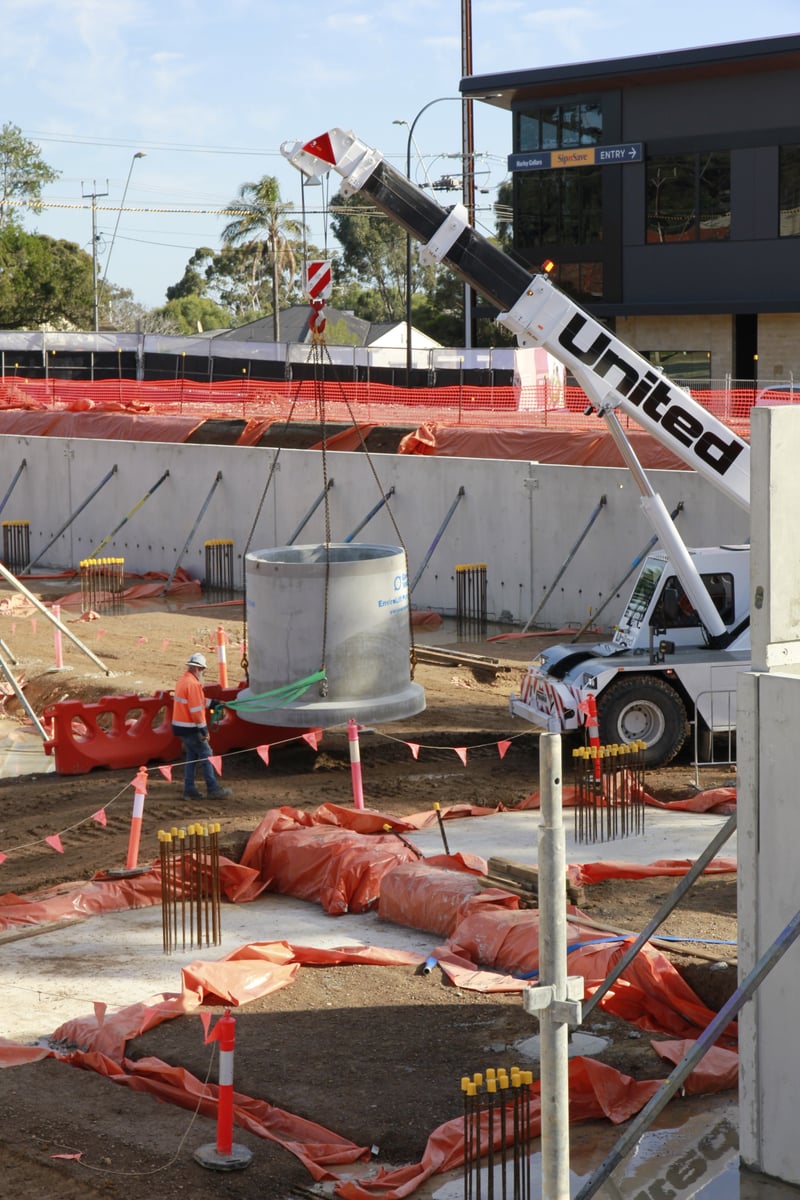 Eniro being craned into pit