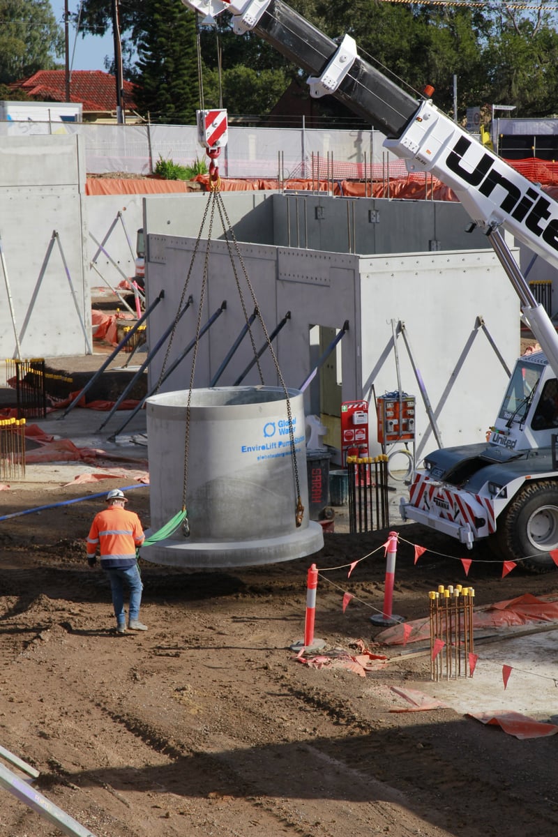 Eniro being craned into pit